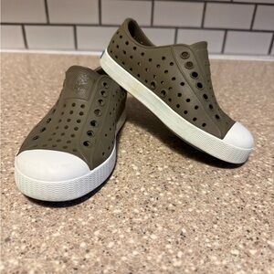 Native Kids' Jefferson Water Friendly Slip-On Sneaker